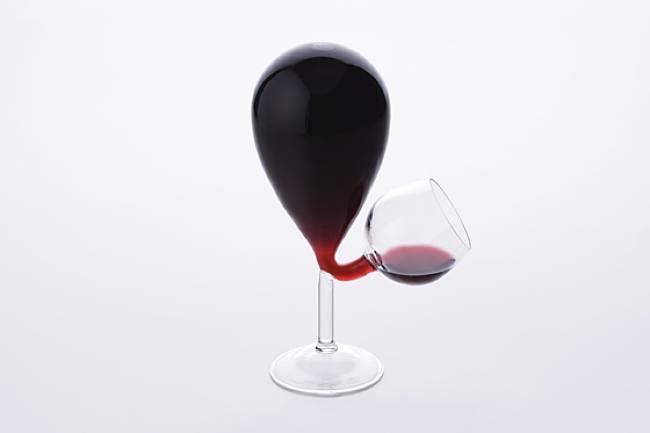 glass-tank-bulb-wine-vessel