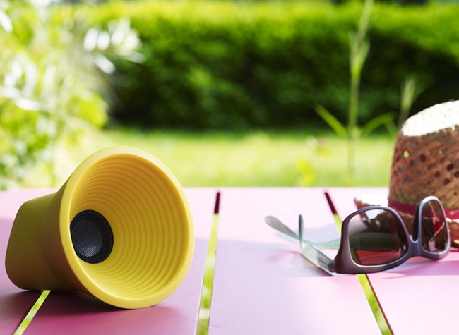 kakkoii_wow_wireless_bluetooth_speaker