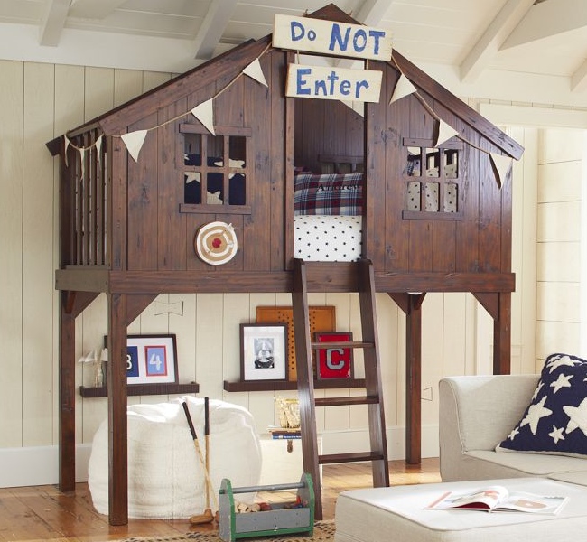 treehouse_bed