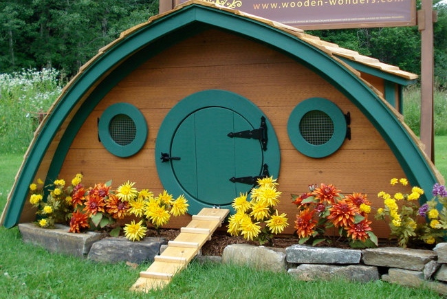 unique_hobbit_hole_chicken_coop